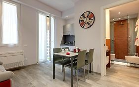 Dante & Virgilio Apartments By Mamo Florence